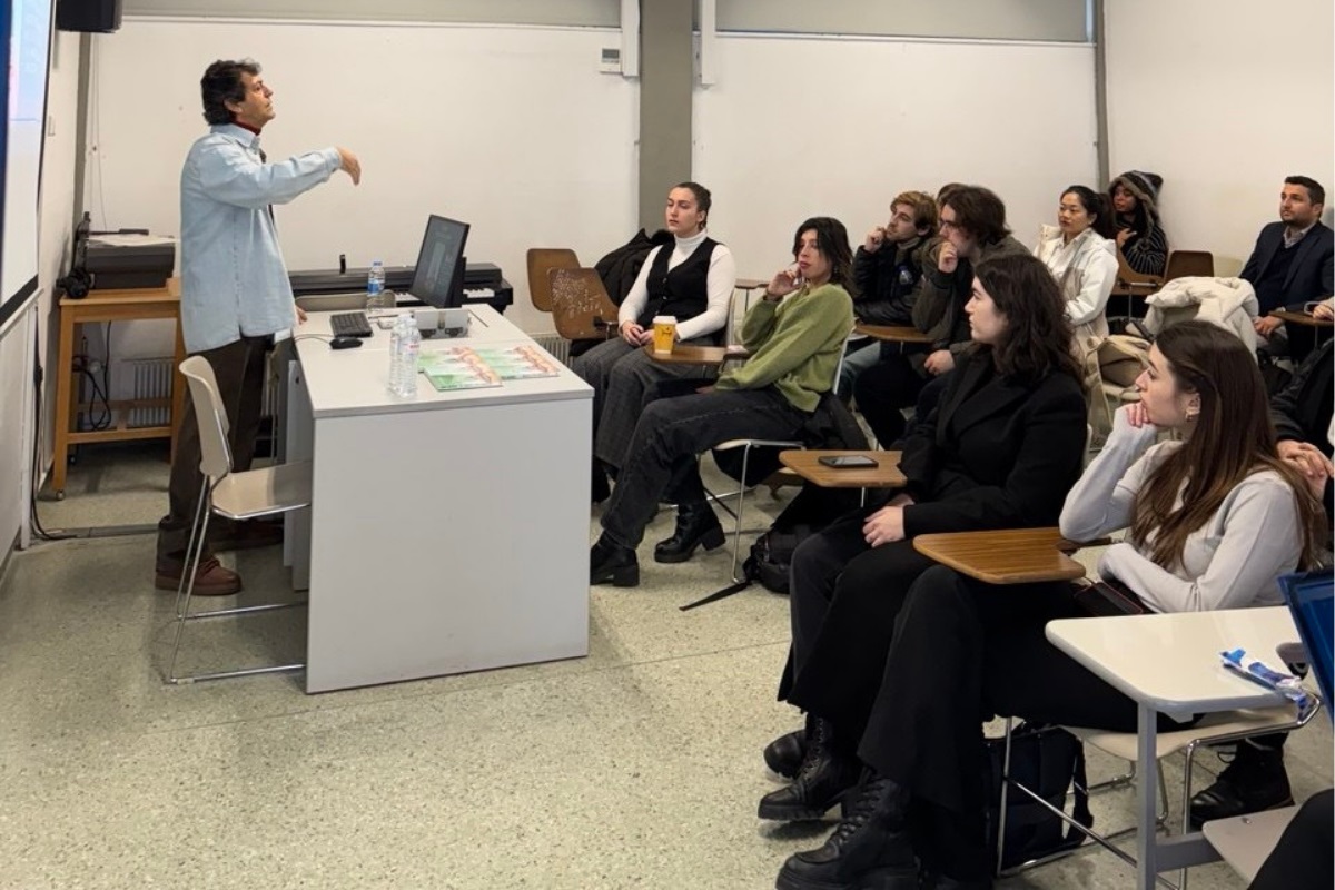 University peace dialogue